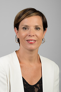 Mme Hélène Burgat