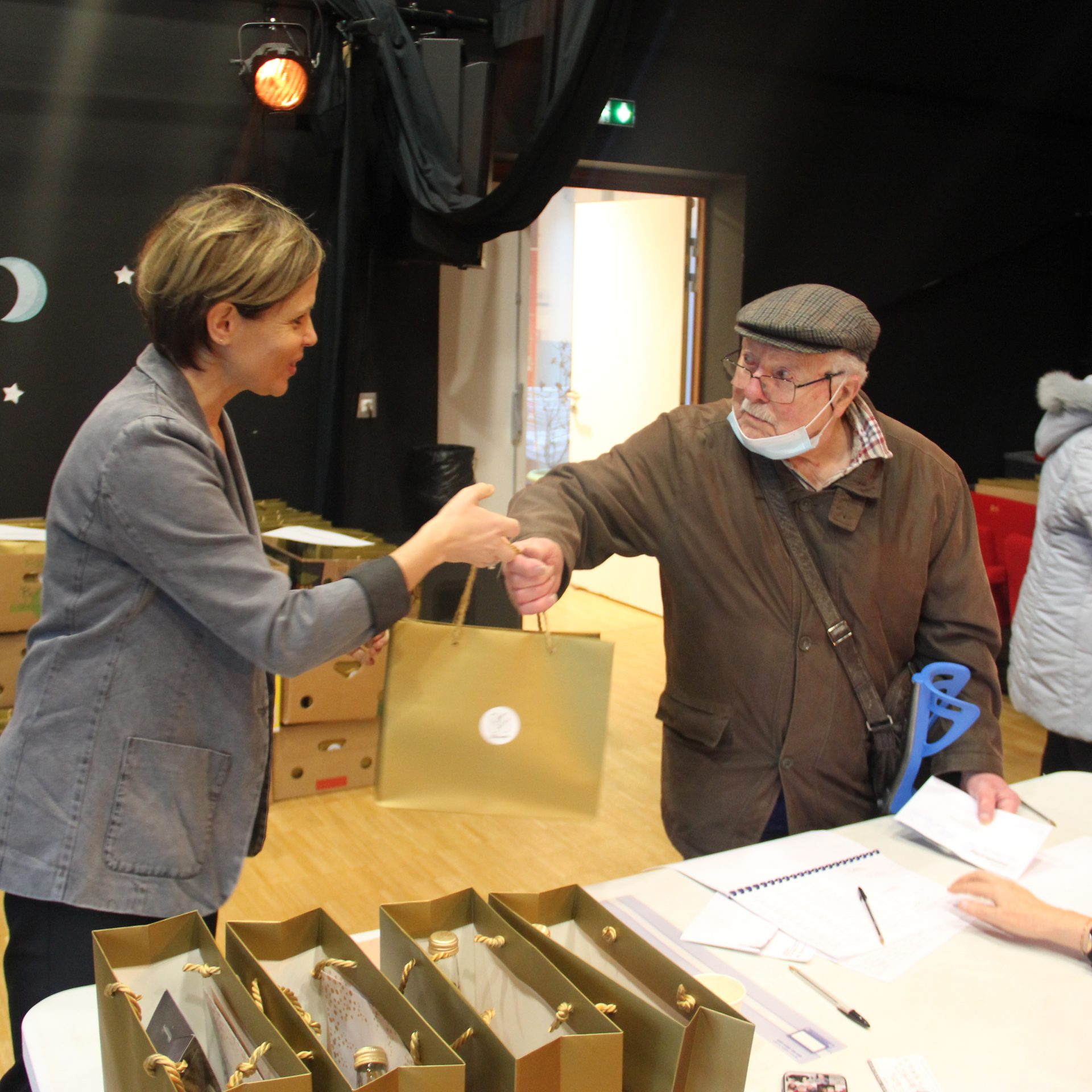 7000 colis gourmands de Noël livrés au domicile des seniors palois