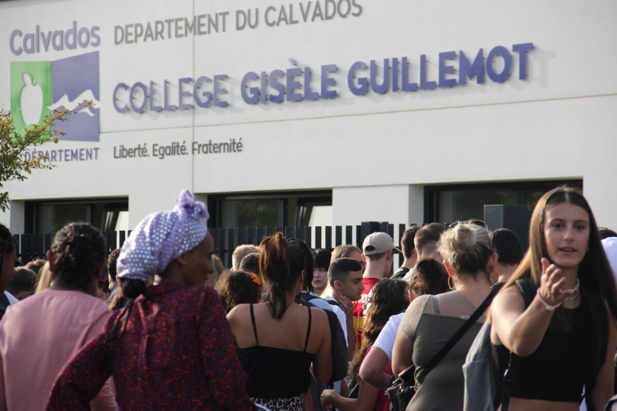 rentrée scolaire au collège Gisèle guillemot