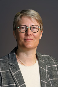 Mme Carole DELAUNÉ DAVID