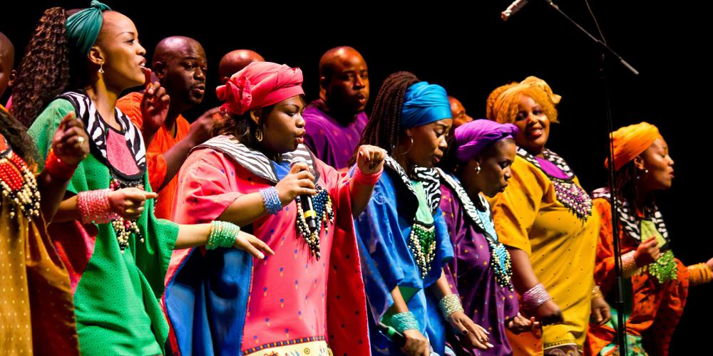 Soweto Choir - Plus de 100 choristes Soweto Choir - Plus de 100 choristes
