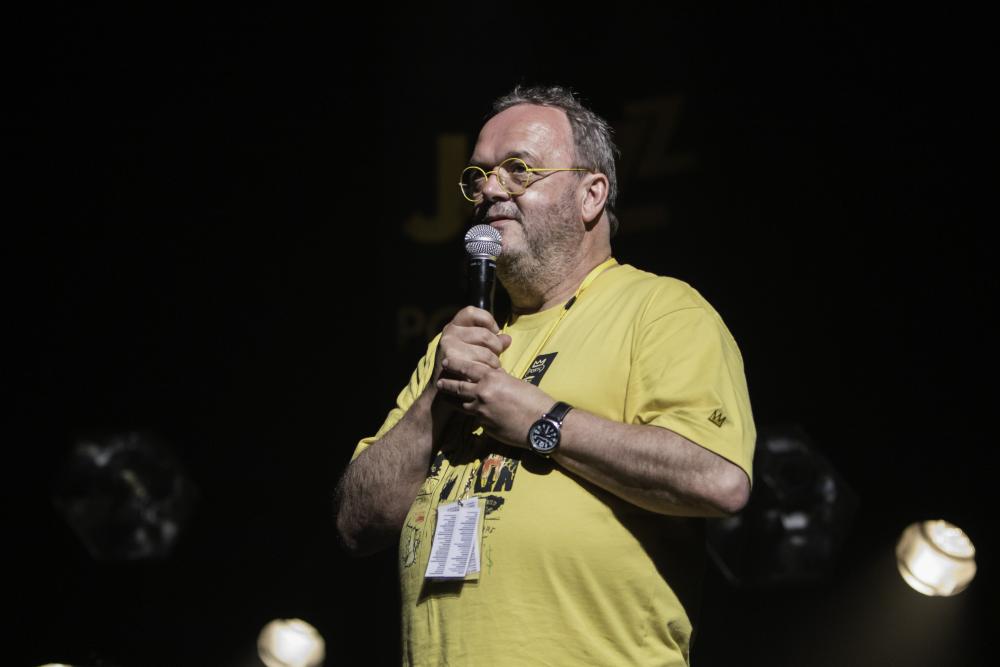Présentation des concerts par Denis Le Bas, directeur du festival
