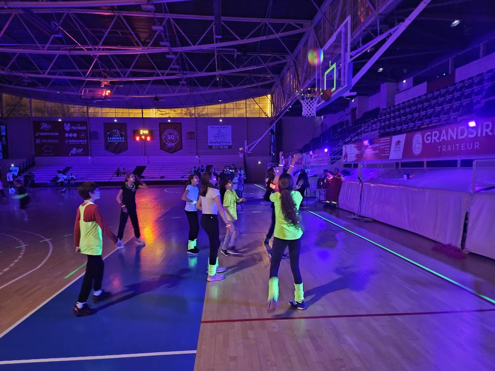 Nuit des sports fluo